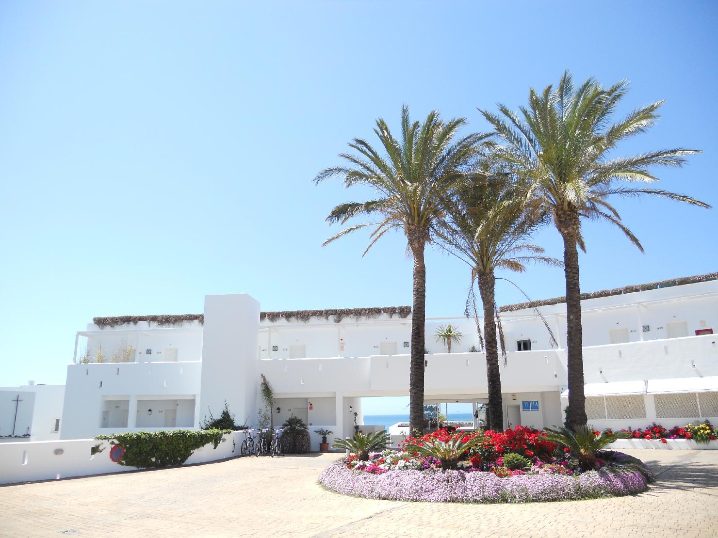 Fergus Conil Park Hotel Conil De La Frontera Exterior photo